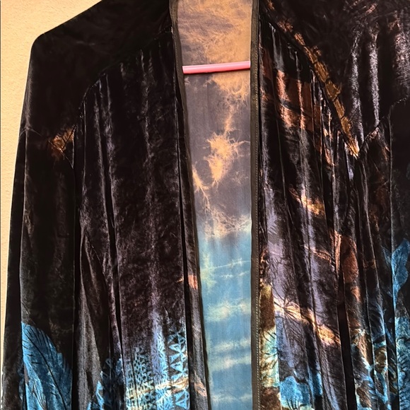 Citron Multicolor Velvet Kimono Robe - Picture 6 of 14